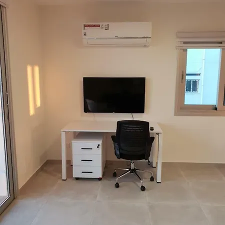 Apartament Egkomi Luxury *